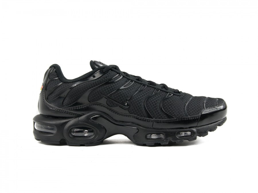 NIKE AIR MAX PLUS