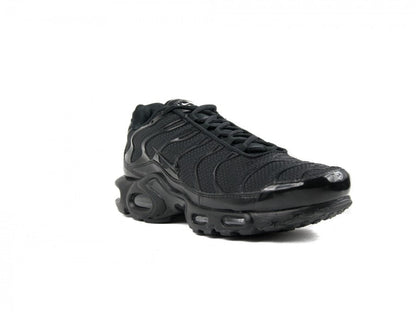 NIKE AIR MAX PLUS