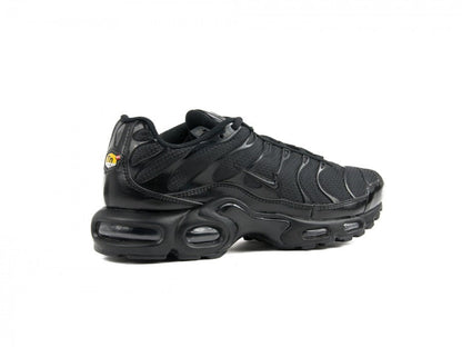 NIKE AIR MAX PLUS